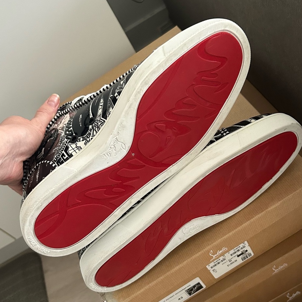 Christian Louboutin Black and White Graphic Sneakers - Picture 4 of 5